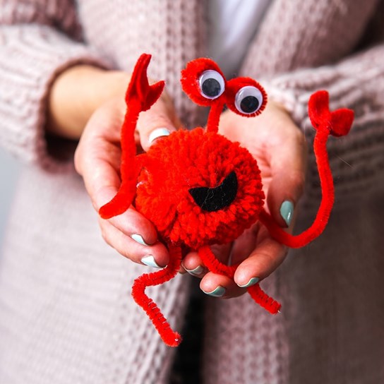 Pom Stitch Tassel Crab.jpg